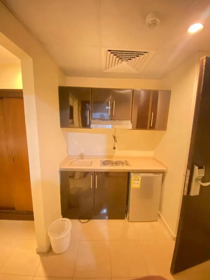 Hotel فندق الخلفاء توصيل للحرم Saudi Arabia