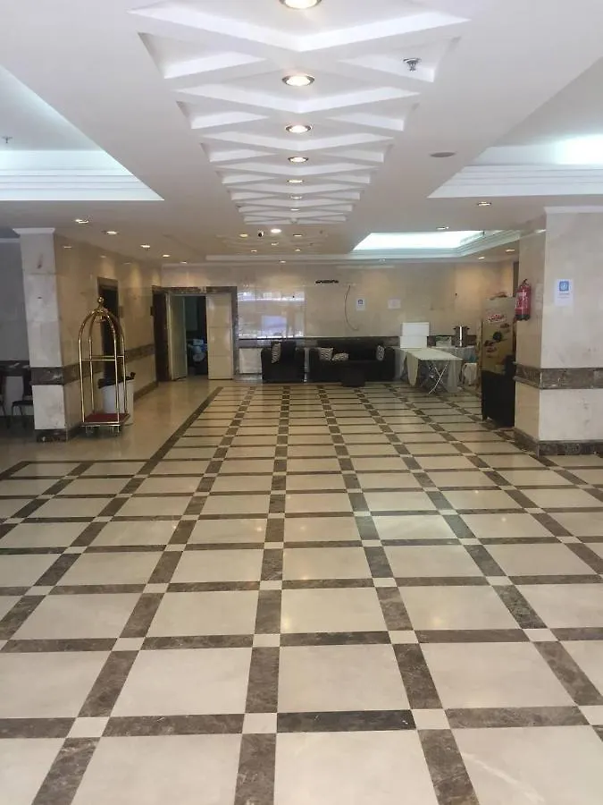 Hotel فندق الخلفاء توصيل للحرم