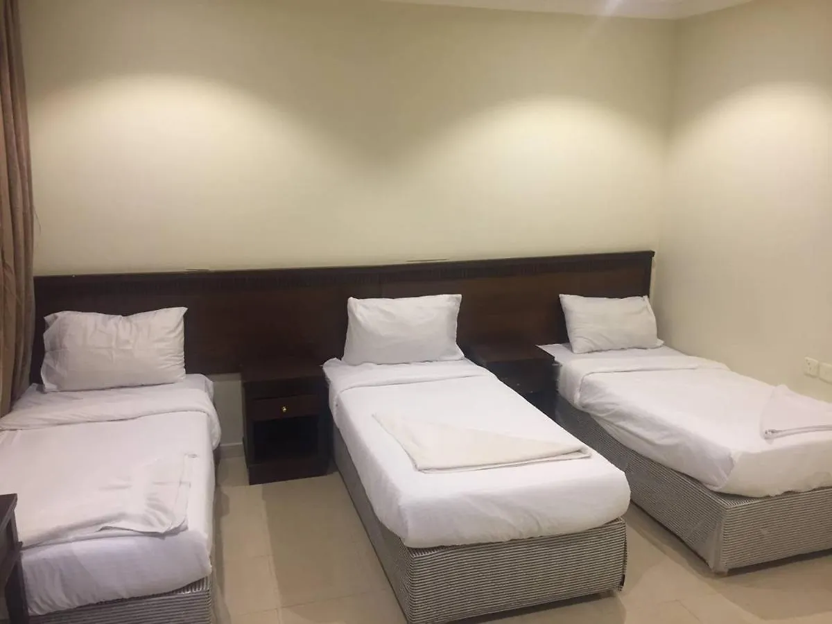 Hotel فندق الخلفاء توصيل للحرم