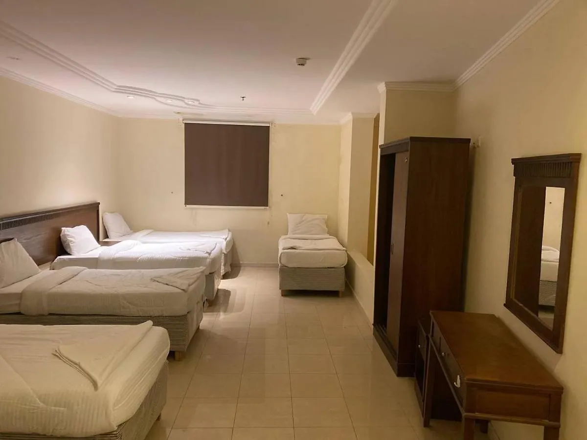 Hotel فندق الخلفاء توصيل للحرم